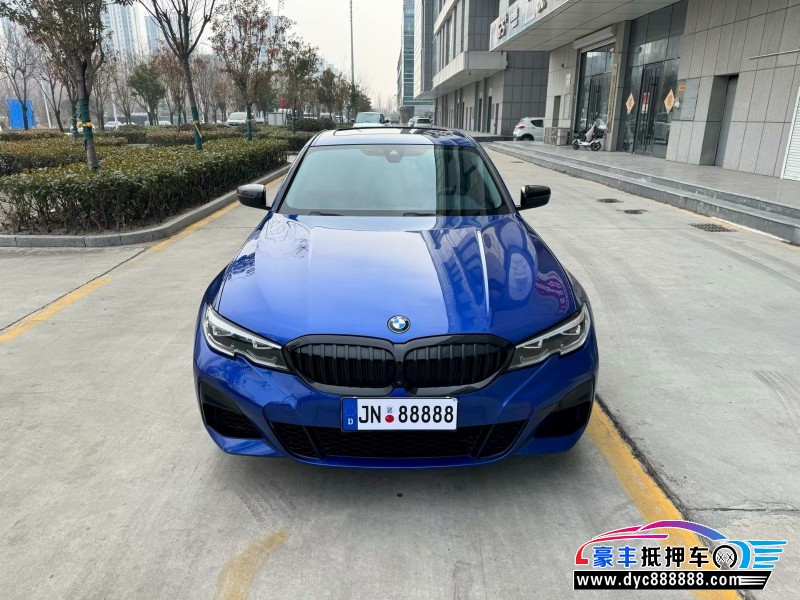 21年宝马3系轿车抵押车出售