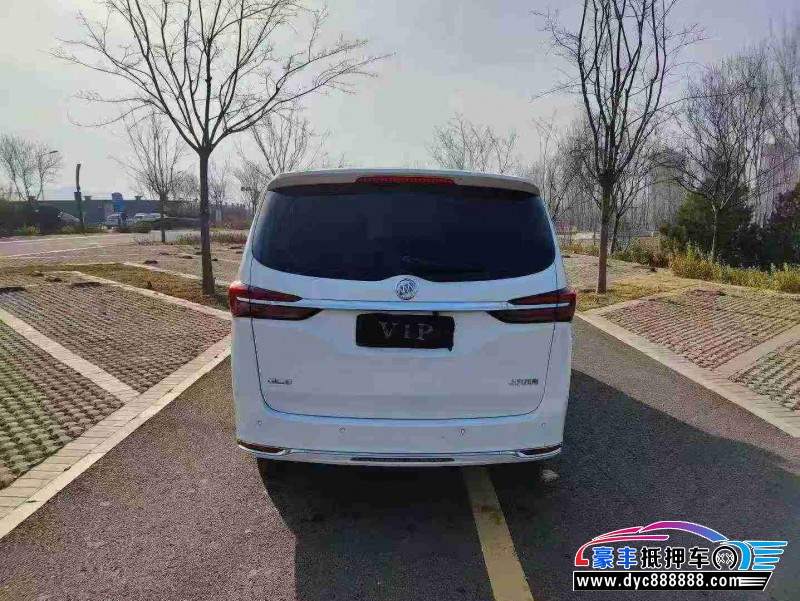 24年别克GL8轿车抵押车出售