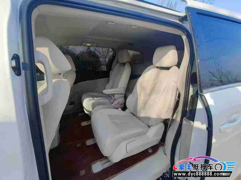 24年别克GL8轿车抵押车出售