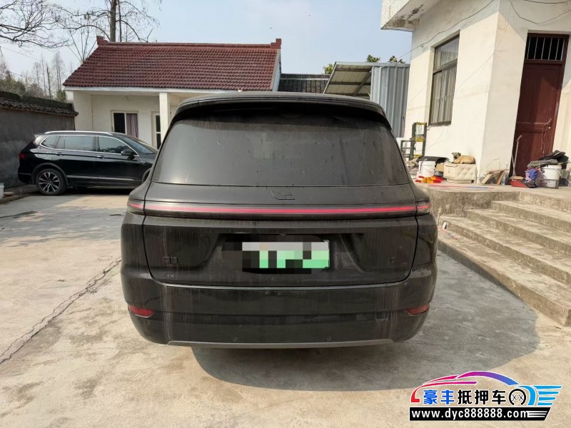 23年理想L9轿车抵押车出售