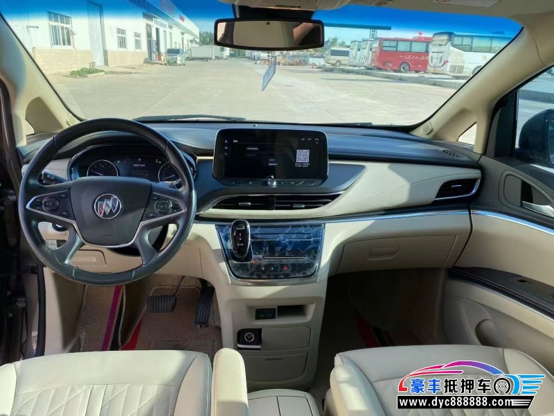 23年别克GL8轿车抵押车出售