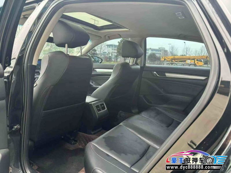 21年本田雅阁轿车抵押车出售