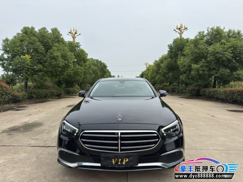 抵押车出售22年奔驰E轿车