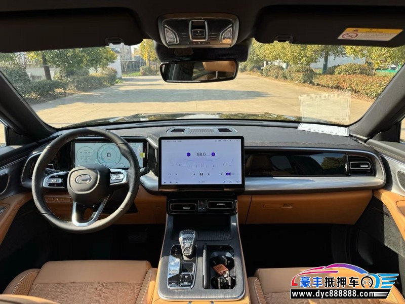 25年传祺GS8轿车抵押车出售