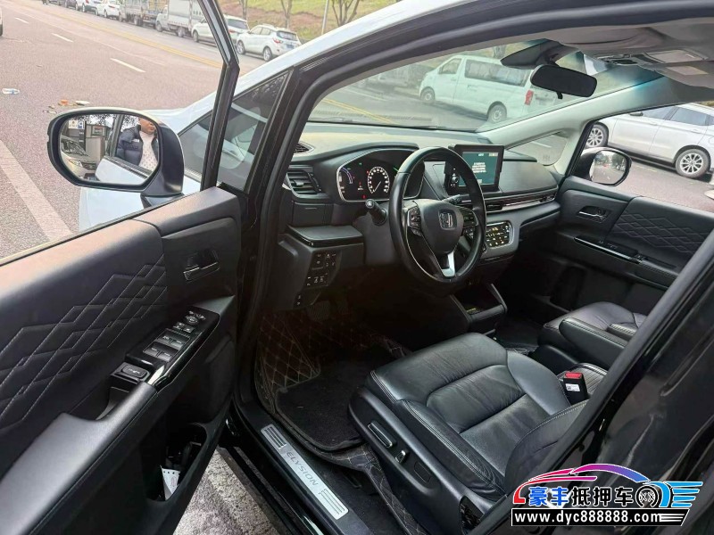 22年本田艾力绅轿车抵押车出售