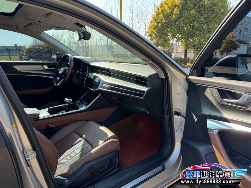 19年奥迪A6L轿车抵押车出售