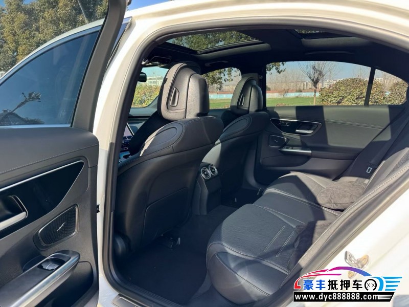 24年奔驰C轿车抵押车出售