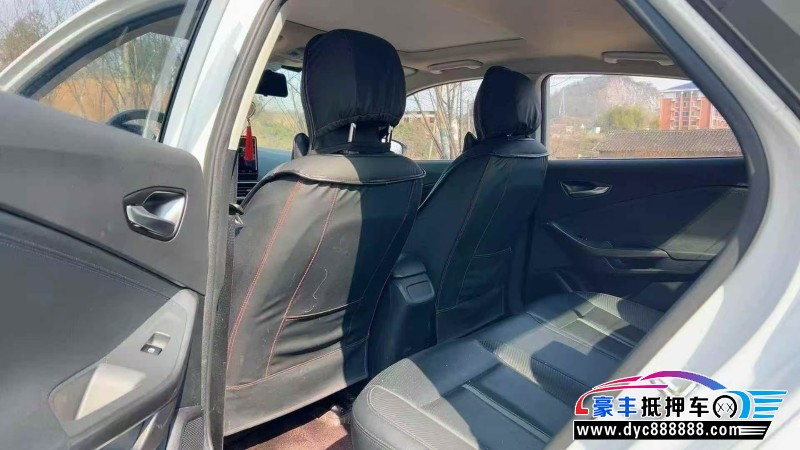 19年现代菲斯塔轿车抵押车出售