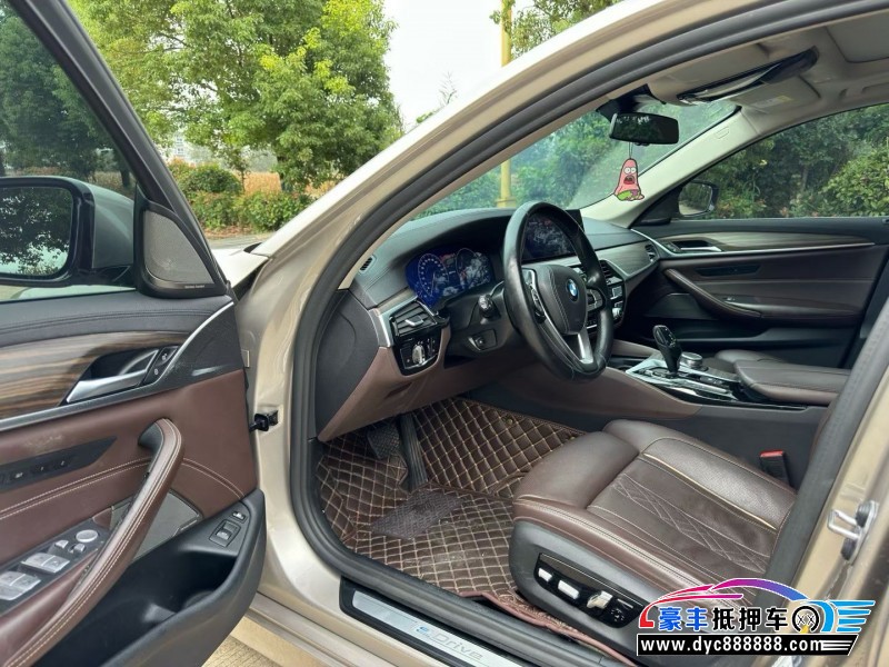 19年宝马5系轿车抵押车出售