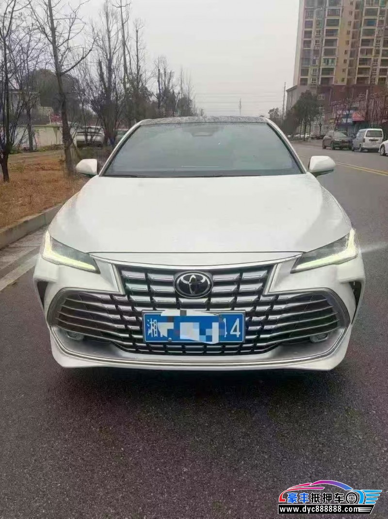 抵押车出售25年丰田亚洲龙轿车