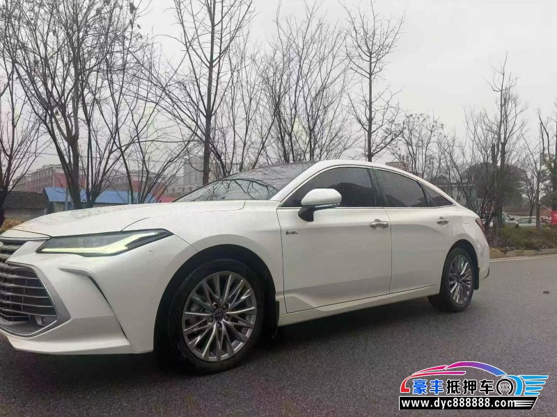 25年丰田亚洲龙轿车抵押车出售