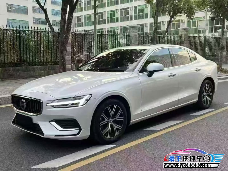23年沃尔沃S60轿车抵押车出售