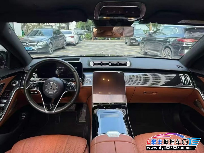 23年奔驰S轿车抵押车出售