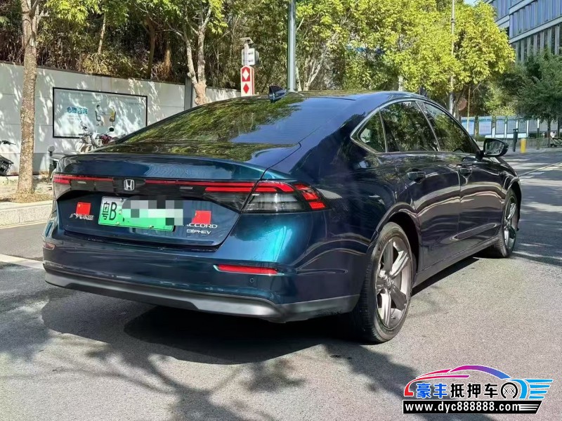 25年本田雅阁轿车抵押车出售