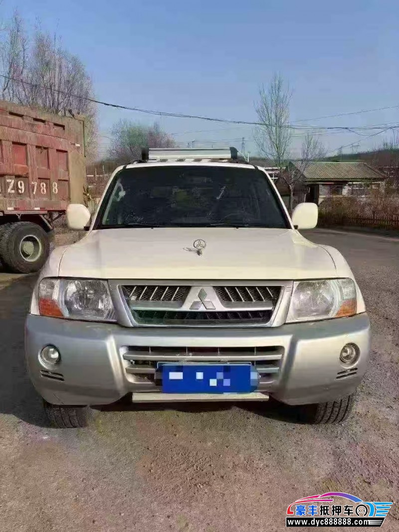 抵押车出售12年三菱帕杰罗轿车
