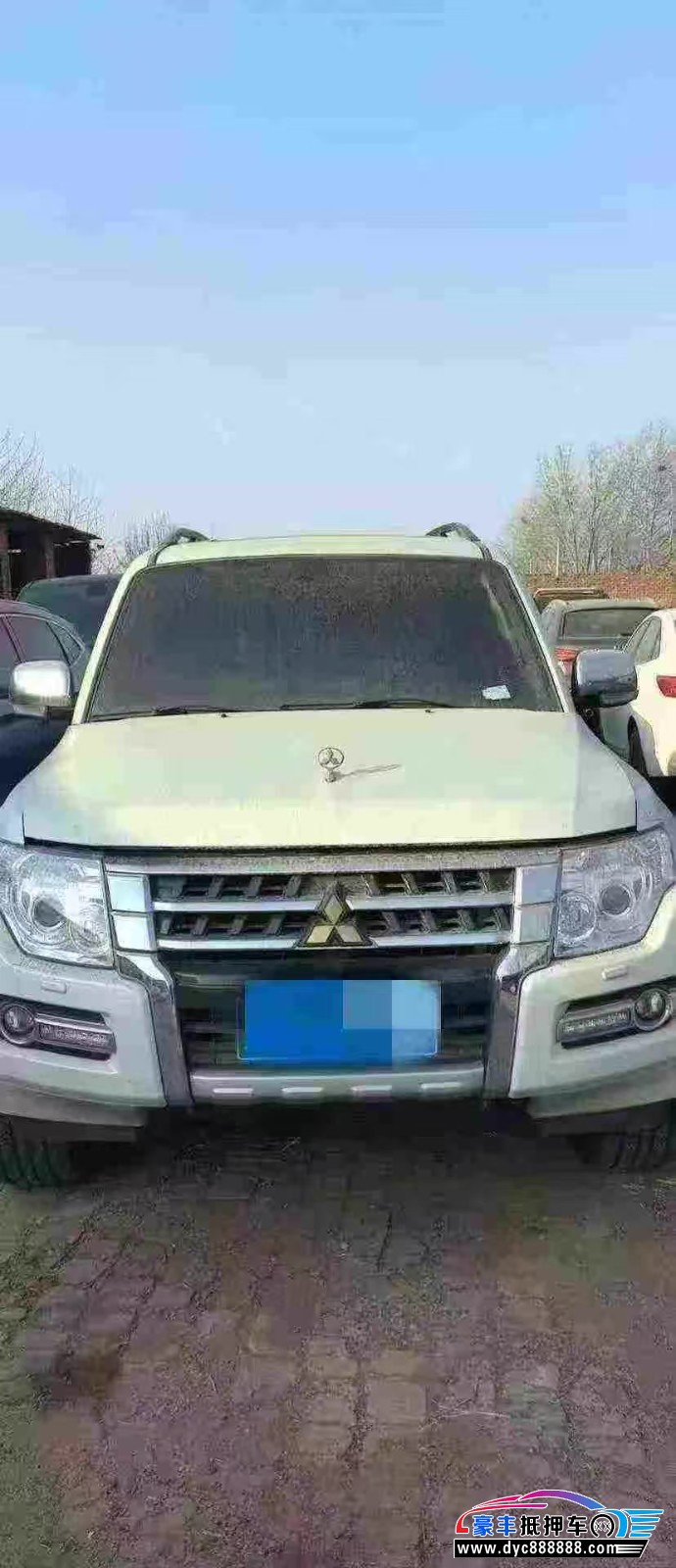 抵押车出售18年三菱帕杰罗轿车