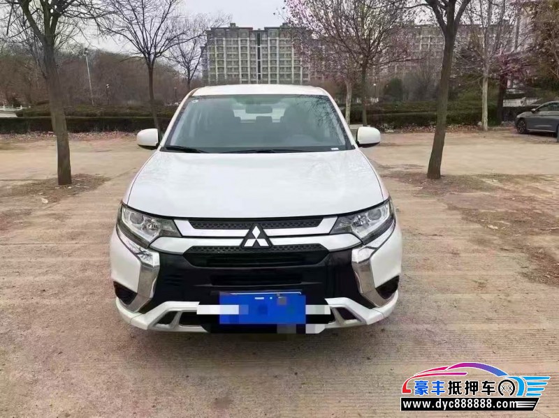 抵押车出售23年三菱欧蓝德轿车