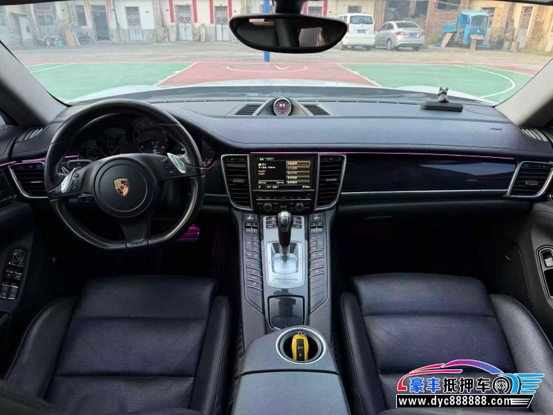 16年保时捷帕纳梅拉轿车抵押车出售