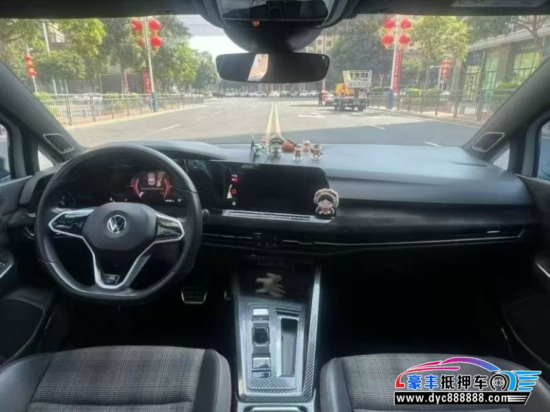 21年大众高尔夫轿车抵押车出售