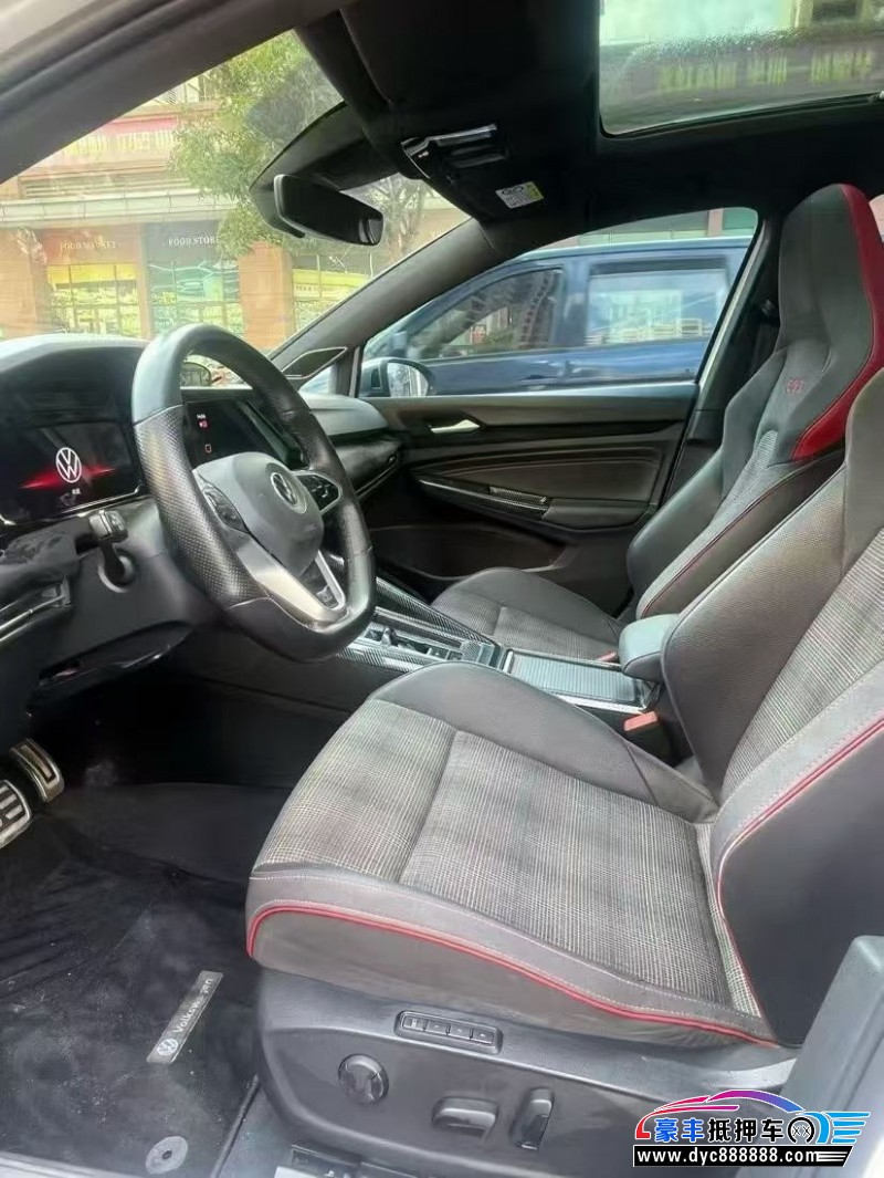 21年大众高尔夫轿车抵押车出售