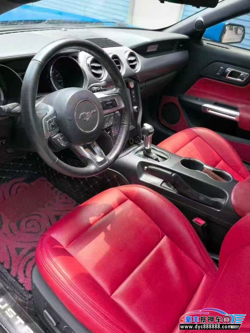 18年福特野马轿车抵押车出售