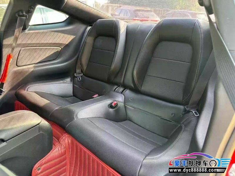 18年福特野马轿车抵押车出售