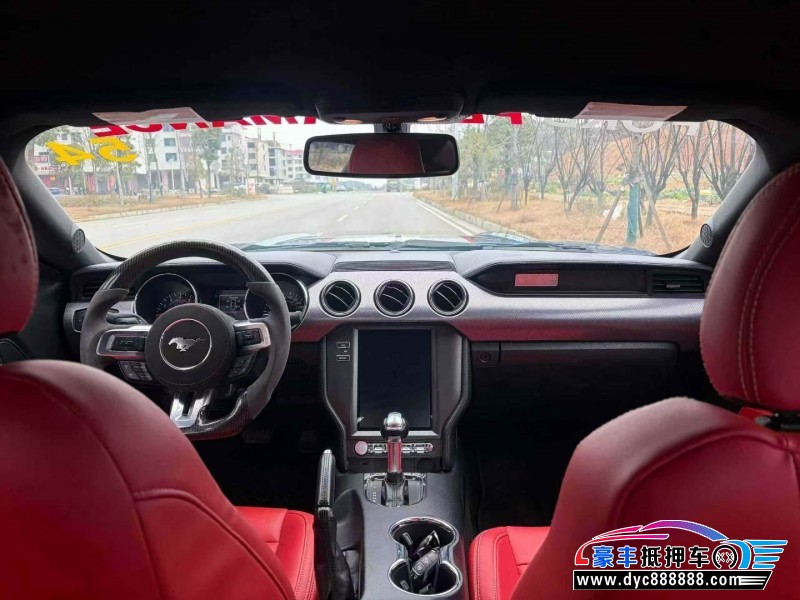 17年福特野马轿车抵押车出售