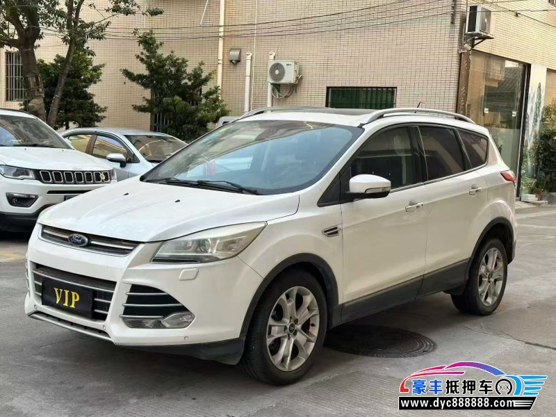 15年福特翼虎轿车抵押车出售