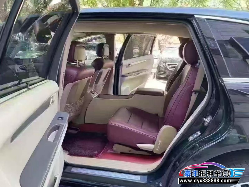 13年奔驰R轿车抵押车出售