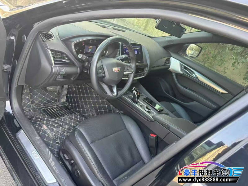 21年凯迪拉克CT5轿车抵押车出售