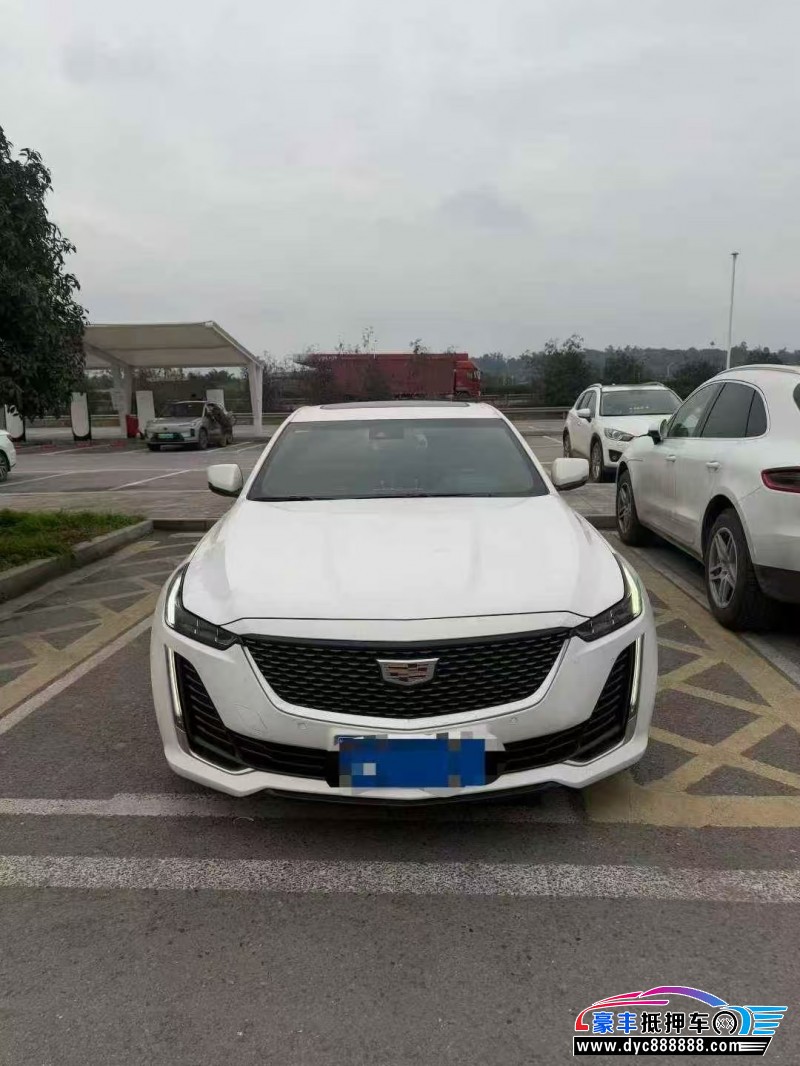 抵押车出售23年凯迪拉克CT5轿车