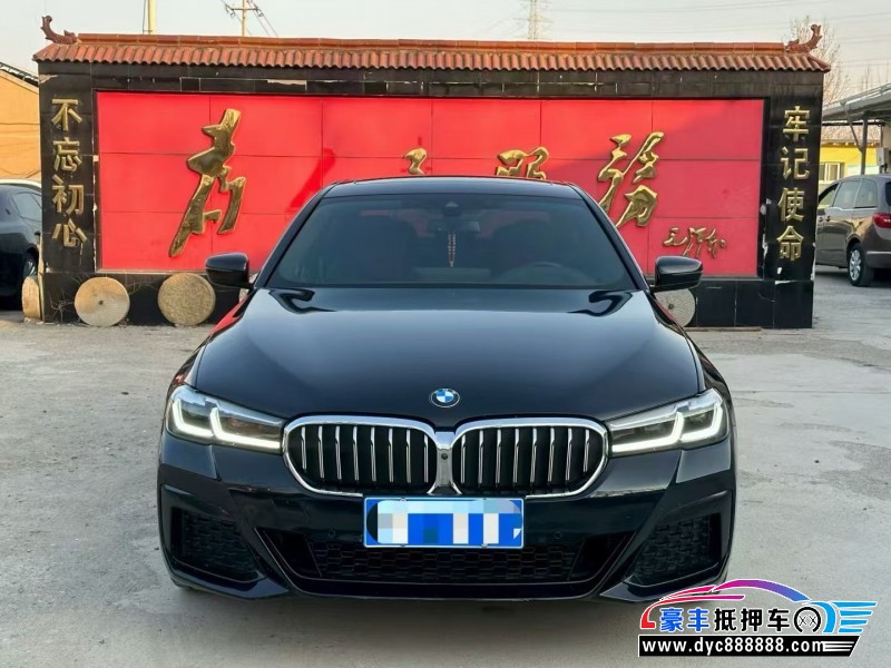 抵押车出售21年宝马5系轿车