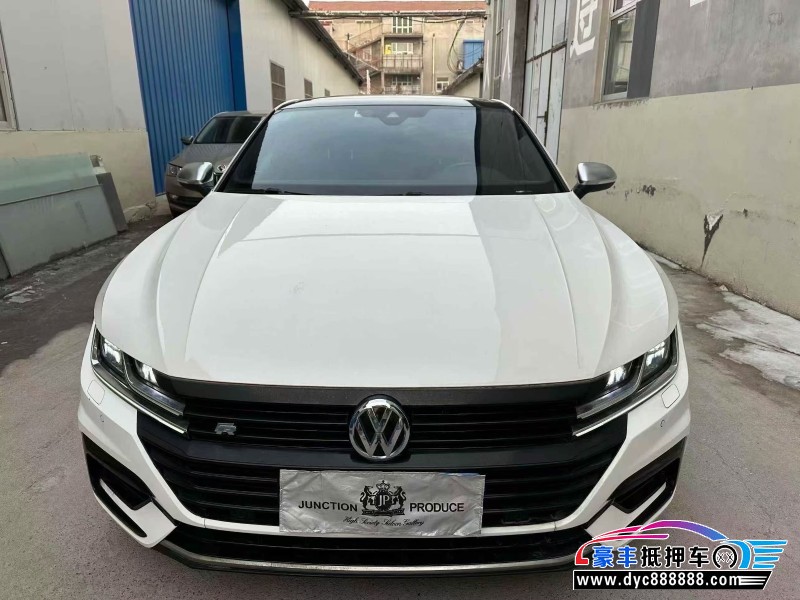 抵押车出售19年大众CC轿车