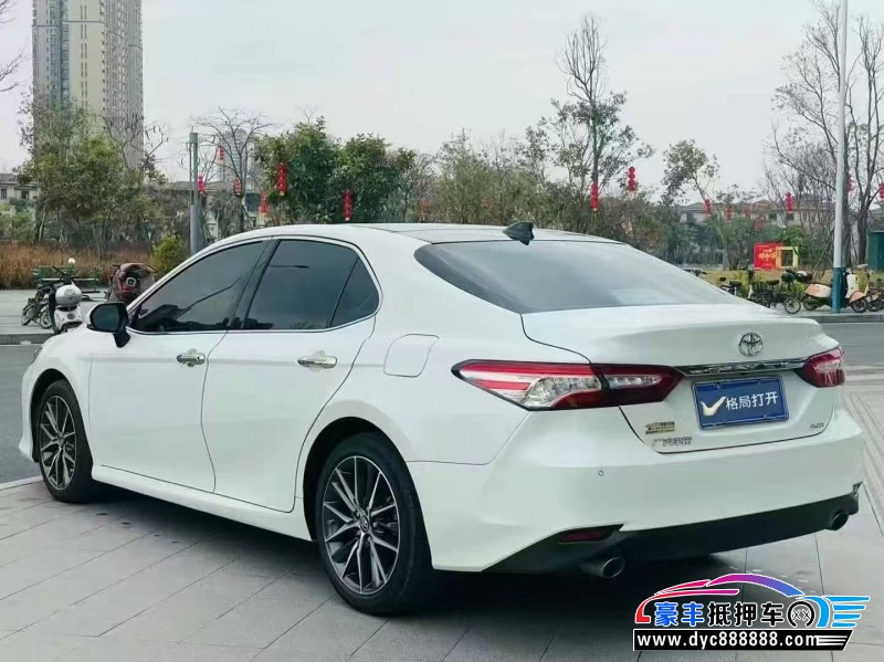 21年丰田凯美瑞轿车抵押车出售