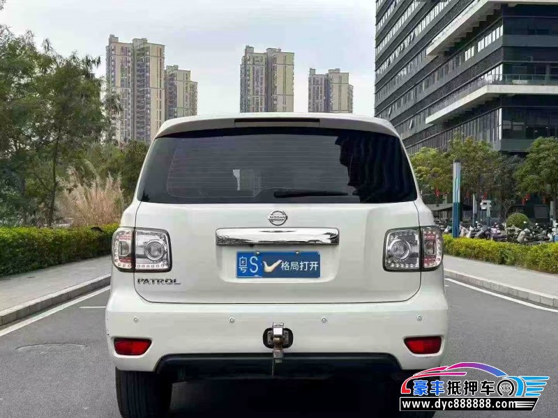 20年日产途乐轿车抵押车出售