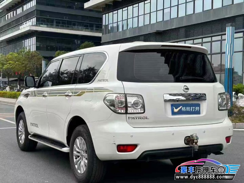 20年日产途乐轿车抵押车出售