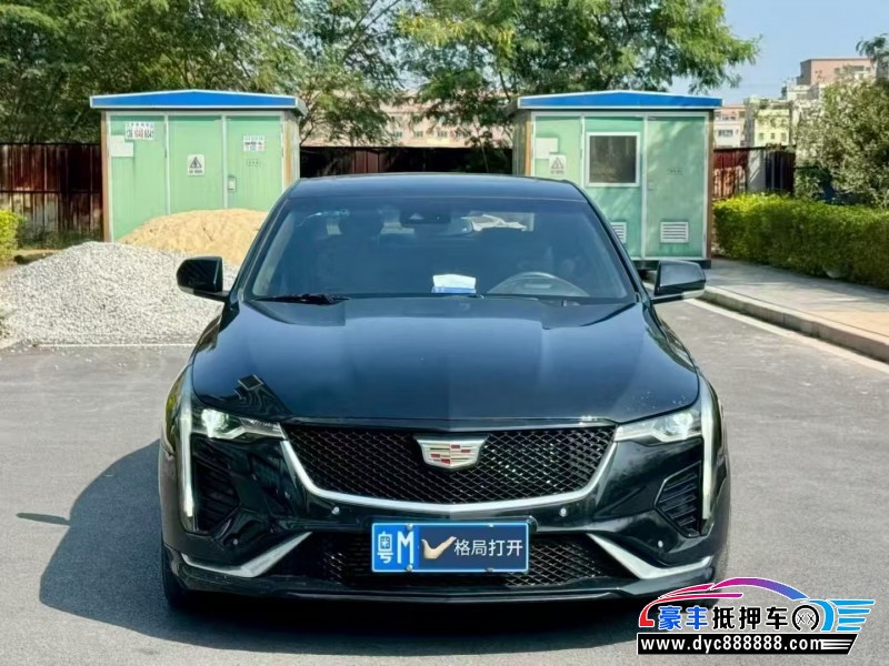 抵押车出售21年凯迪拉克CT4轿车