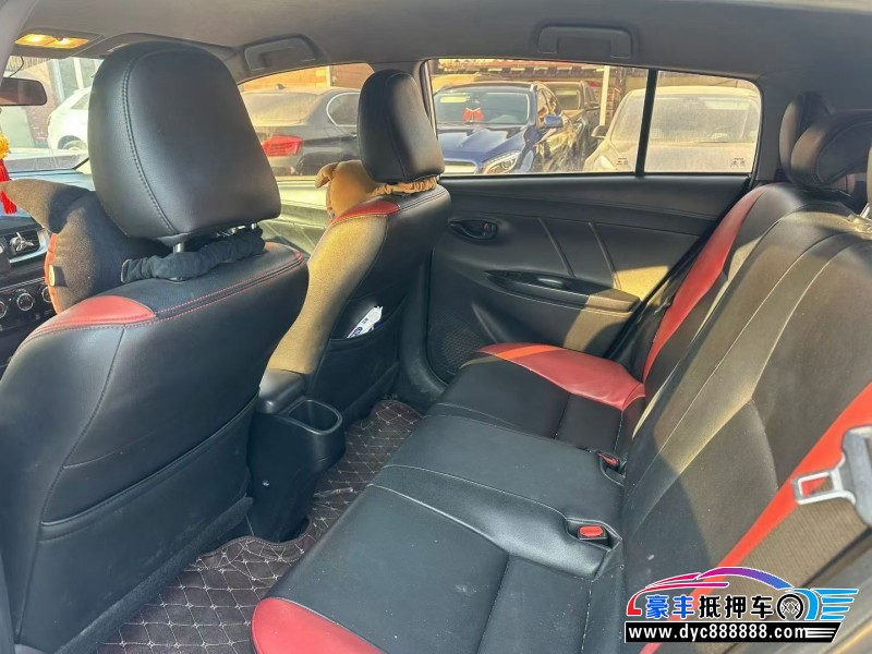 17年丰田YARiS L 致炫轿车抵押车出售