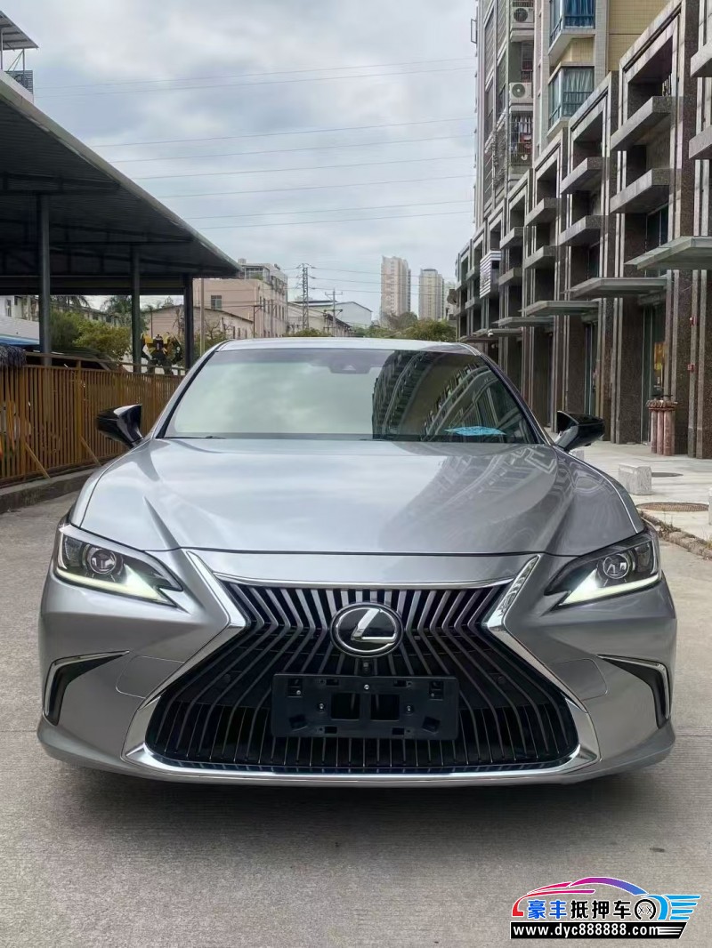 19年雷克萨斯ES轿车抵押车出售