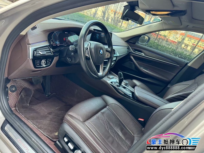 20年宝马5系轿车抵押车出售