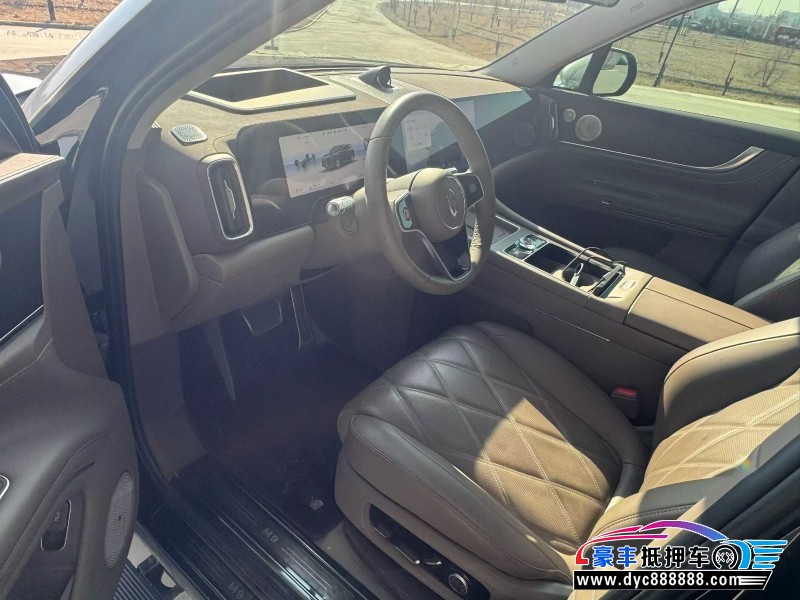 25年华为问界轿车抵押车出售