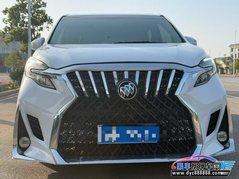 抵押车出售22年别克GL8轿车