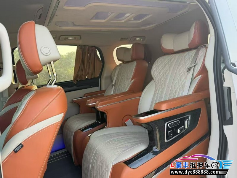 22年别克GL8轿车抵押车出售