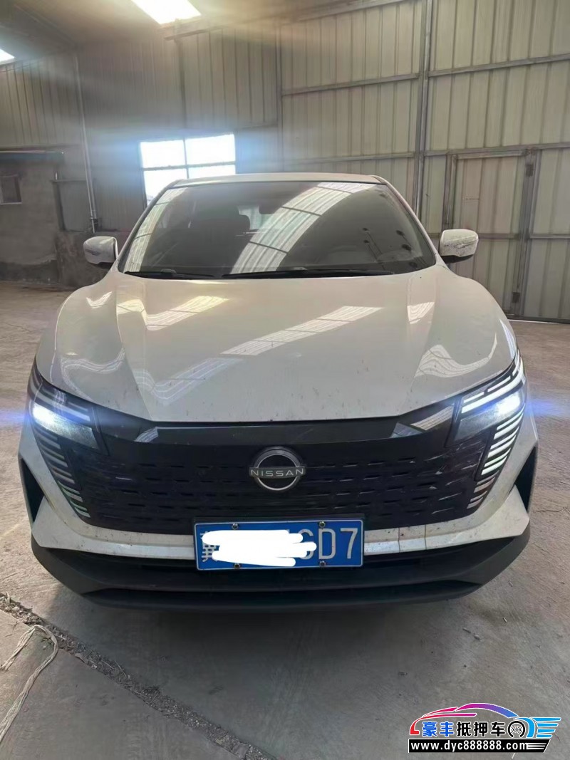抵押车出售25年日产逍客轿车