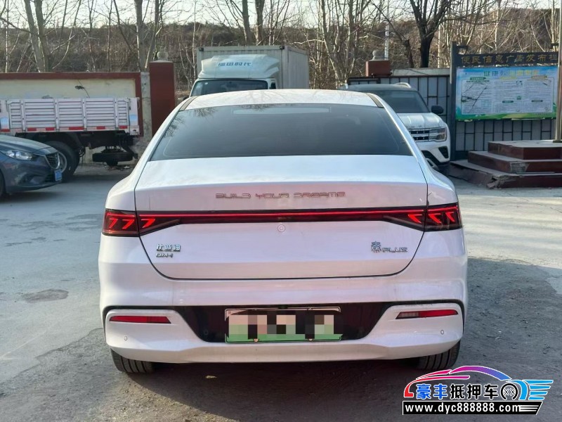 23年比亚迪秦轿车抵押车出售