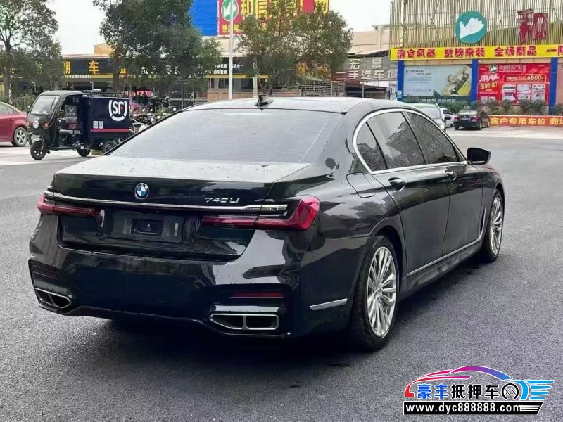 16年宝马7系轿车抵押车出售