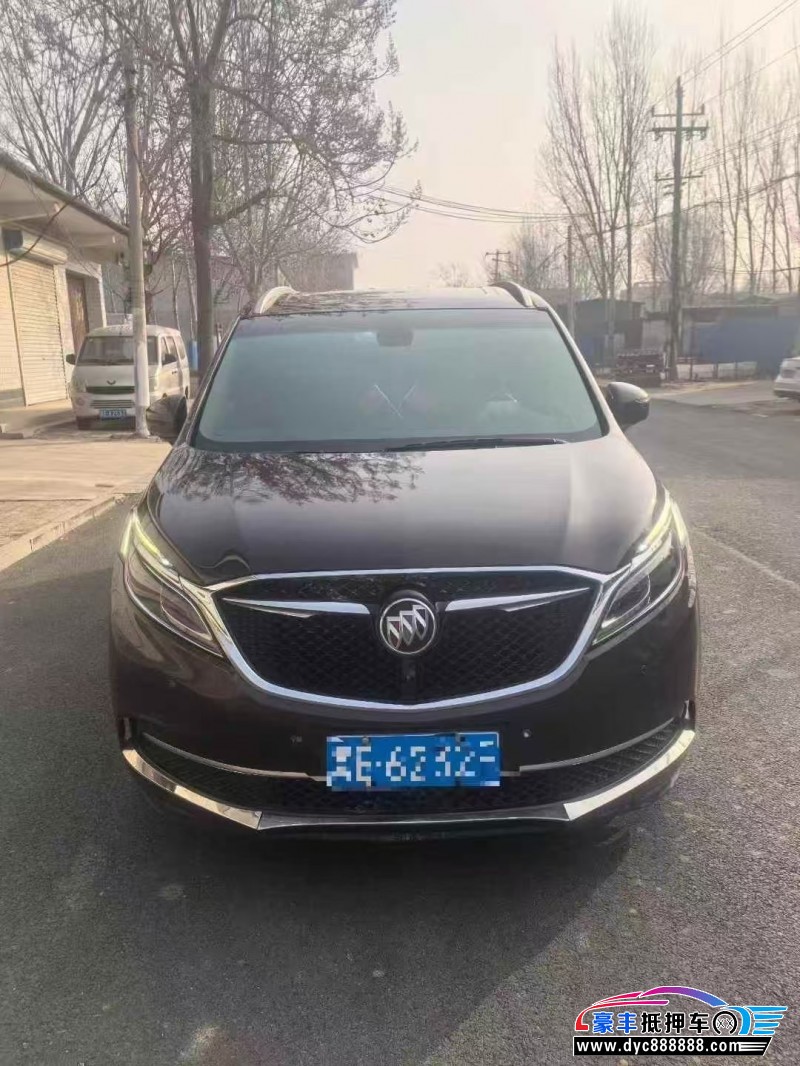 抵押车出售19年别克GL8轿车