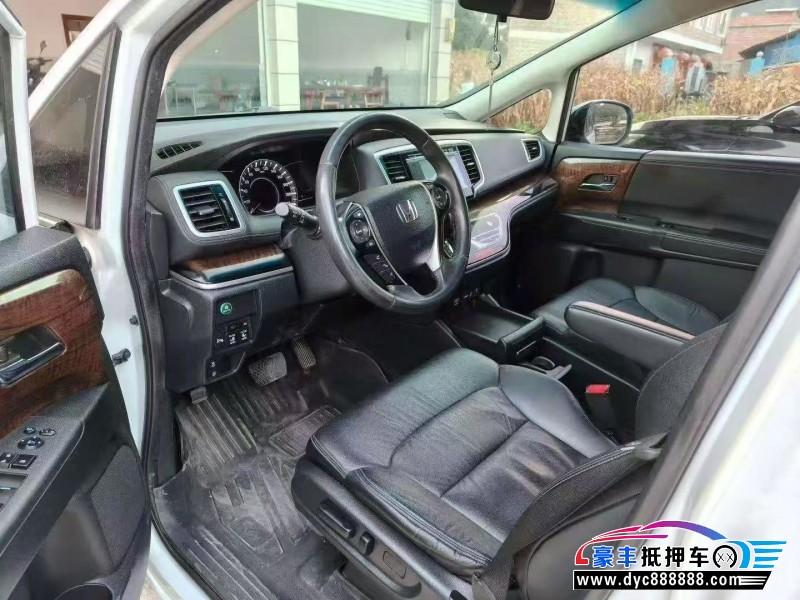 18年本田奥德赛轿车抵押车出售