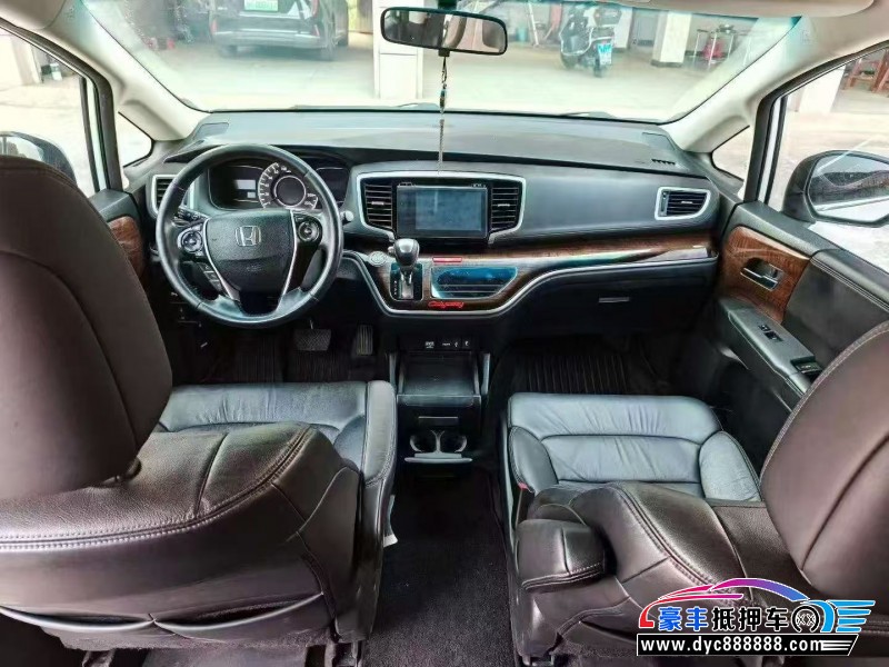 18年本田奥德赛轿车抵押车出售