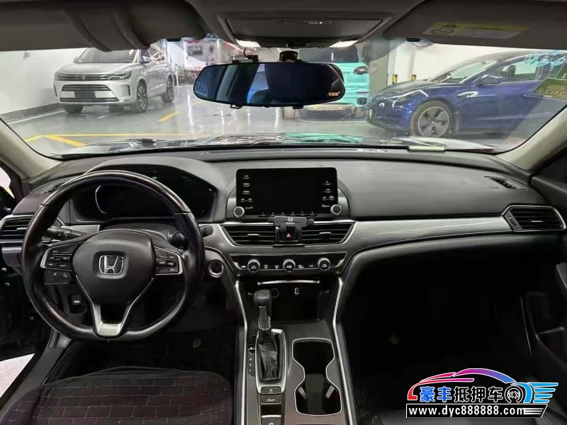 19年本田雅阁轿车抵押车出售